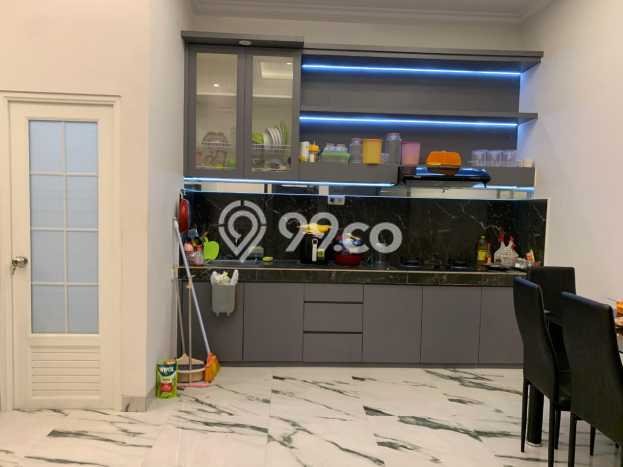 Rumah Minimalis 4 KT di Ciganjur Jakarta Selatan Semi Furnished Rumah Minimalis 4 KT di Ciganjur Jakarta Selatan Semi Furnished