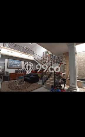 Rumah Elit Modern Tanpa Renovasi di Cawang Jakarta Timur Rumah Elit Modern Tanpa Renovasi di Cawang Jakarta Timur
