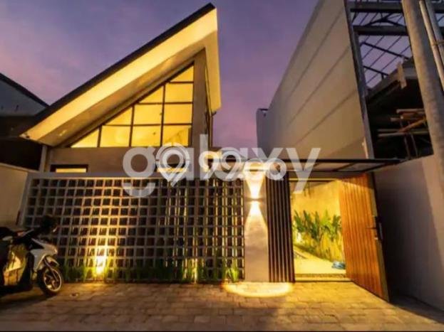 Bisnis Menjanjikan! Vila Kawasan Kuta Utara, Area 117m2m², Dekat Mudah Pusat Kota Bisnis Menjanjikan! Vila Kawasan Kuta Utara, Area 117m2m², Dekat Mudah Pusat Kota