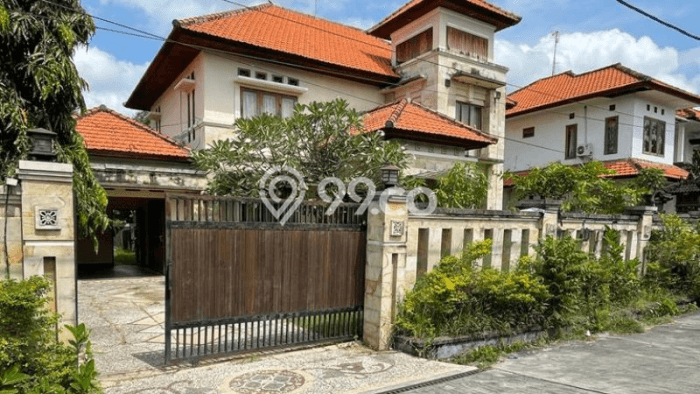 Rumah Eksklusif Siap Huni LT 565m2 di Kuta Utara, Badung Rumah Eksklusif Siap Huni LT 565m2 di Kuta Utara, Badung