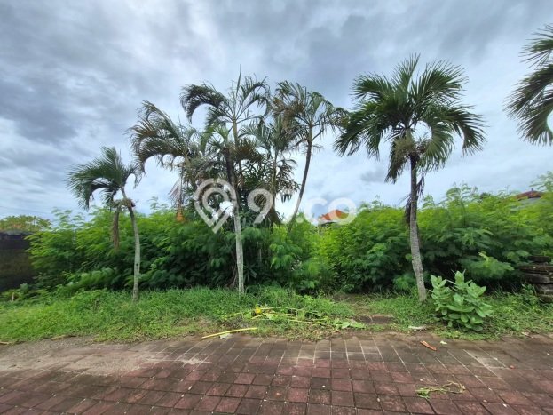 Tanah Dijual Area Strategis di Mumbul Badung 681m2 Tanah Dijual Area Strategis di Mumbul Badung 681m2