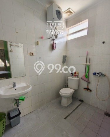 Rumah Luxury Modern Siap Huni di BSD Tangerang Rumah Luxury Modern Siap Huni di BSD Tangerang