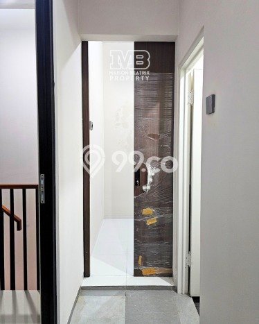Dijual Hunian Rumah Terawat 5 KT di BSD, Tangerang Dijual Hunian Rumah Terawat 5 KT di BSD, Tangerang