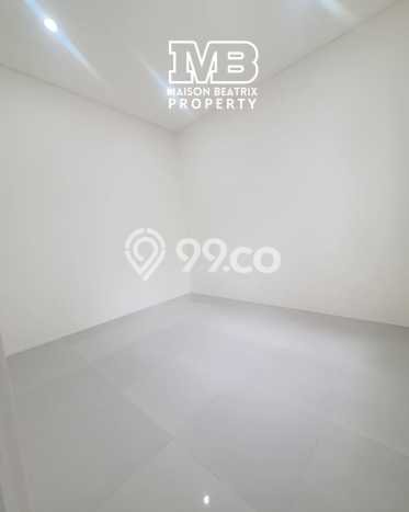 Rumah Luxury Modern Tanpa Renovasi di Villa Melati Mas Tangerang Selatan Rumah Luxury Modern Tanpa Renovasi di Villa Melati Mas Tangerang Selatan