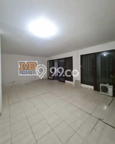 Disewakan Ruko di Kawasan Ramai BSD Luas 250m2 Disewakan Ruko di Kawasan Ramai BSD Luas 250m2