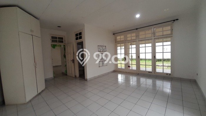 Dijual Hunian Mewah dengan Fasilitas Sekitar Komplit di Tebet, Jakarta Selatan Dijual Hunian Mewah dengan Fasilitas Sekitar Komplit di Tebet, Jakarta Selatan