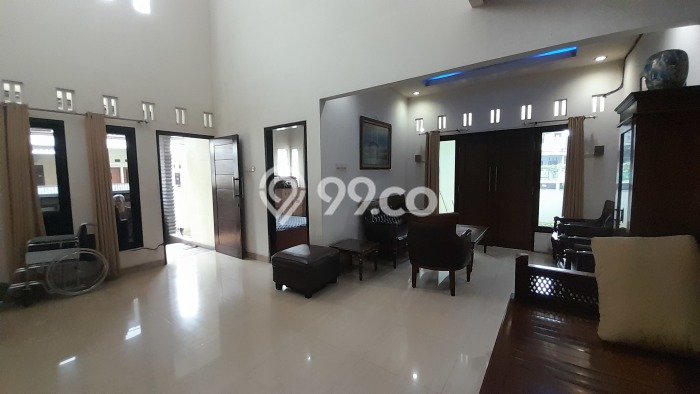 Rumah Luxury Modern Tanpa Renovasi di Pondok Kelapa Jakarta Timur Rumah Luxury Modern Tanpa Renovasi di Pondok Kelapa Jakarta Timur