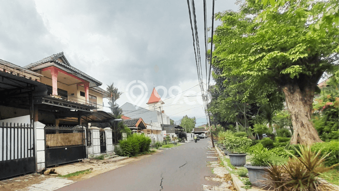 Ready to Use! Luxury House LT 291m2 Desain Modern di Cipinang Ready to Use! Luxury House LT 291m2 Desain Modern di Cipinang