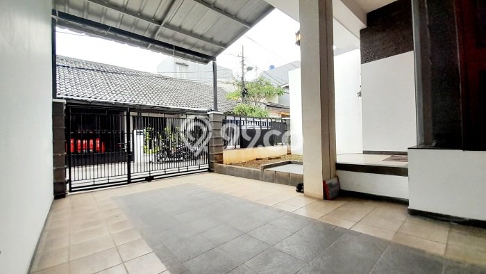 For Sale Hunian Rumah Terawat 2 KT di Pondok Bambu, Jakarta Timur For Sale Hunian Rumah Terawat 2 KT di Pondok Bambu, Jakarta Timur