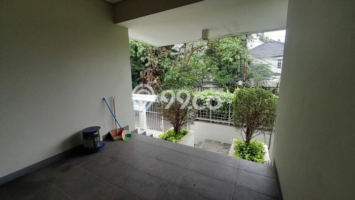 Rumah sewa siap pakai 4 KT di Kuningan, Jakarta Selatan Rumah sewa siap pakai 4 KT di Kuningan, Jakarta Selatan