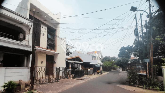 Jual Rumah Eksklusif 4 KT di Pondok Kelapa, Jakarta Timur Jual Rumah Eksklusif 4 KT di Pondok Kelapa, Jakarta Timur