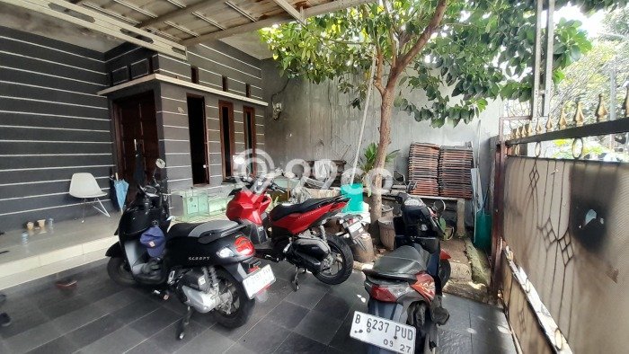 Jual Rumah Strategis Bagus Punya 5 KT di Duren Sawit Jakarta Timur - Jual Rumah Strategis Bagus Punya 5 KT di Duren Sawit Jakarta Timur -