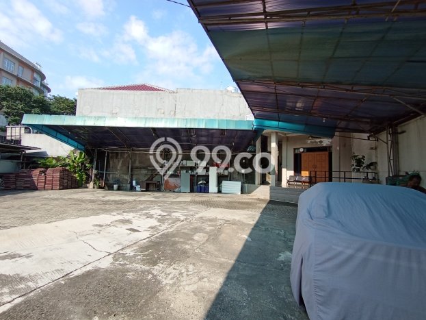 Lahan Strategis di Tebet Dijual dengan Luas 828m2 Lahan Strategis di Tebet Dijual dengan Luas 828m2