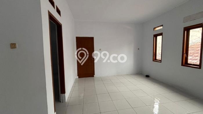 Disewakan segera hunian minimalis strategis 6 Kamar di Tebet, Jakarta Selatan Disewakan segera hunian minimalis strategis 6 Kamar di Tebet, Jakarta Selatan