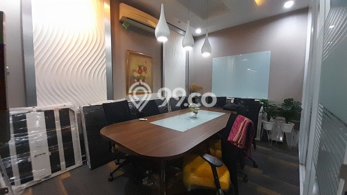 Ruko disewakan lokasi strategis Tebet Jakarta Selatan 342m2 Ruko disewakan lokasi strategis Tebet Jakarta Selatan 342m2