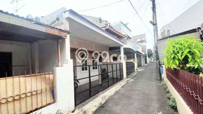 Siap Huni Hunian Elit 3 Kamar di Tebet Dekat ke Mana Pun Siap Huni Hunian Elit 3 Kamar di Tebet Dekat ke Mana Pun