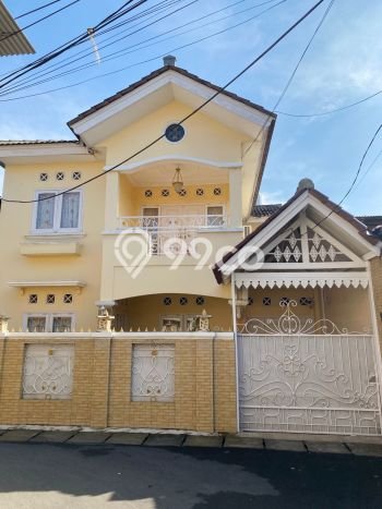 Hunian Mewah LB 175m2 Siap Pakai Desain Elegan di Condet, Jakarta Timur Hunian Mewah LB 175m2 Siap Pakai Desain Elegan di Condet, Jakarta Timur
