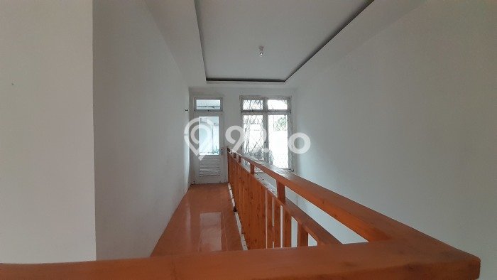 Jual Rumah Modern 3 KT di Pondok Kelapa, Jakarta Timur Jual Rumah Modern 3 KT di Pondok Kelapa, Jakarta Timur