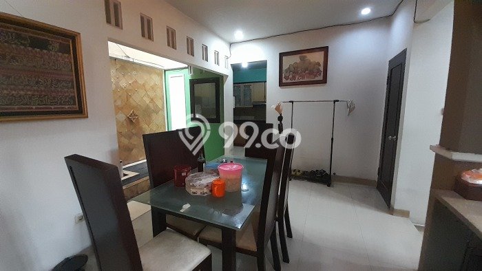 Rumah Luxury Modern Tanpa Renovasi di Pondok Kelapa Jakarta Timur Rumah Luxury Modern Tanpa Renovasi di Pondok Kelapa Jakarta Timur