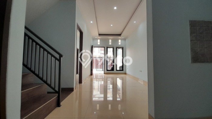 Dijual Hunian Mewah dengan Fasilitas Sekitar Lengkap di Tebet, Jakarta Selatan Dijual Hunian Mewah dengan Fasilitas Sekitar Lengkap di Tebet, Jakarta Selatan