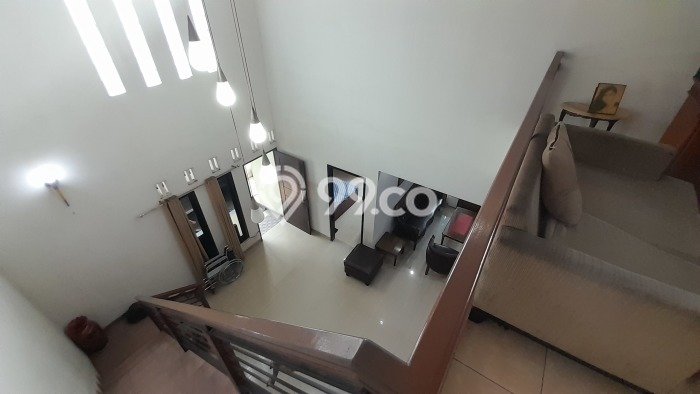 Rumah Luxury Modern Tanpa Renovasi di Pondok Kelapa Jakarta Timur Rumah Luxury Modern Tanpa Renovasi di Pondok Kelapa Jakarta Timur
