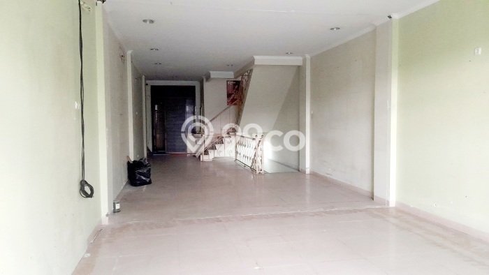 Ruko bagus disewakan di Bukit Duri Jakarta Selatan dengan LB 390m2 harga sewa terbaik Ruko bagus disewakan di Bukit Duri Jakarta Selatan dengan LB 390m2 harga sewa terbaik