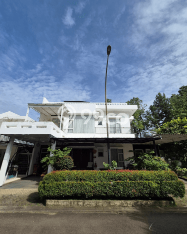 Rumah Elit LB 350m2 Siap Pakai Desain Elegan di BSD City, Tangerang Rumah Elit LB 350m2 Siap Pakai Desain Elegan di BSD City, Tangerang
