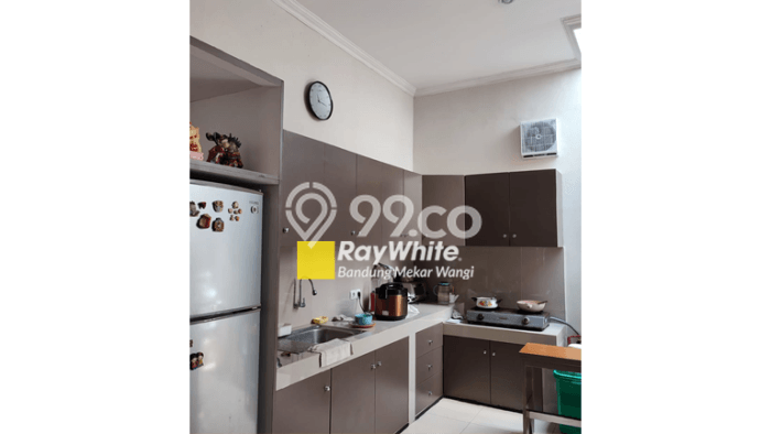 Rumah Minimalis 2 Kamar LT 119m2 di Taman Kopo Indah Rumah Minimalis 2 Kamar LT 119m2 di Taman Kopo Indah