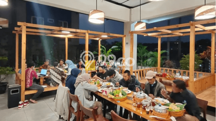 Komersial Dijual di Coblong LT 1050m2, LB 2000m2 untuk Investasi Komersial Dijual di Coblong LT 1050m2, LB 2000m2 untuk Investasi