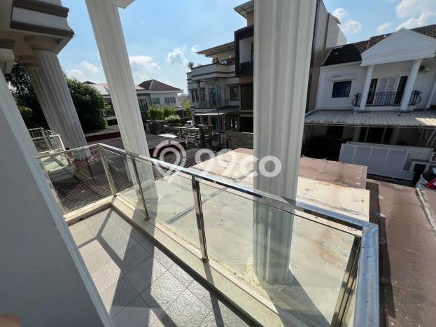 Dijual Rumah 4 Kamar Lokasi Ideal Bagus dan Strategis di Bengkong Dijual Rumah 4 Kamar Lokasi Ideal Bagus dan Strategis di Bengkong