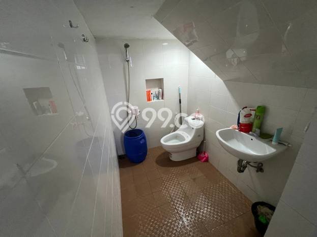 Dijual Rumah 4 Kamar Lokasi Ideal Bagus dan Strategis di Bengkong Dijual Rumah 4 Kamar Lokasi Ideal Bagus dan Strategis di Bengkong