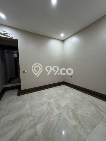Rumah Mewah LB 550m2 Siap Pakai Desain Elegan di Batam Centre, Batam Rumah Mewah LB 550m2 Siap Pakai Desain Elegan di Batam Centre, Batam