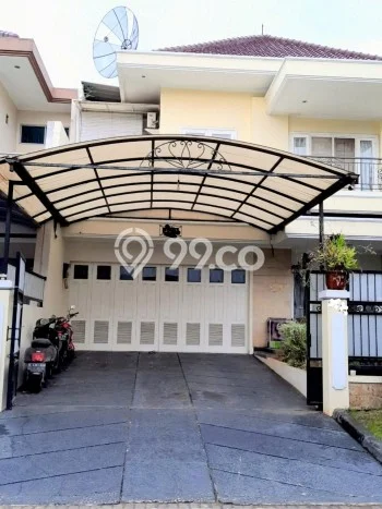 Rumah Elit Modern Tanpa Renovasi di Joglo Jakarta Barat Rumah Elit Modern Tanpa Renovasi di Joglo Jakarta Barat