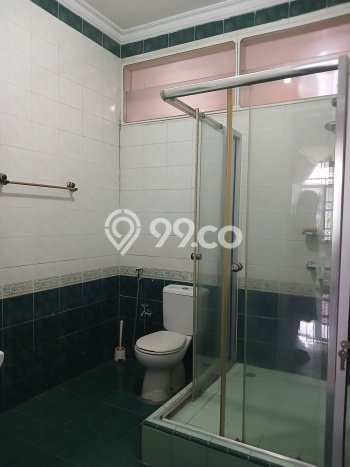 Dijual Rumah Premium dengan Fasilitas Sekitar Komplit di Karang Tengah, Tangerang Dijual Rumah Premium dengan Fasilitas Sekitar Komplit di Karang Tengah, Tangerang