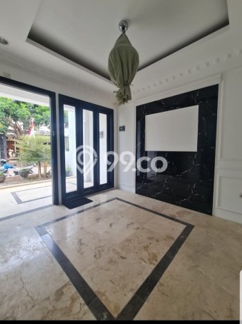Siap Huni Hunian Elit 8 Kamar di Jagakarsa Dekat ke Mana Pun Siap Huni Hunian Elit 8 Kamar di Jagakarsa Dekat ke Mana Pun