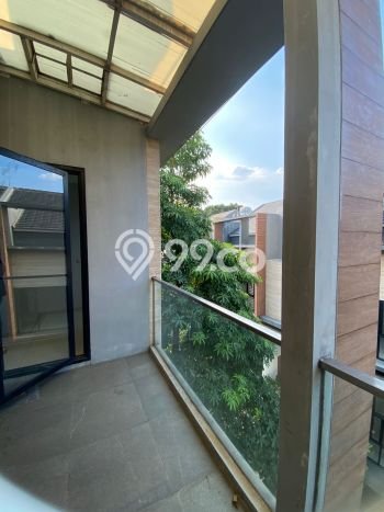 Unit Ruko Dijual di Jakarta Selatan LT 125m2 & LB 298m2 Unit Ruko Dijual di Jakarta Selatan LT 125m2 & LB 298m2