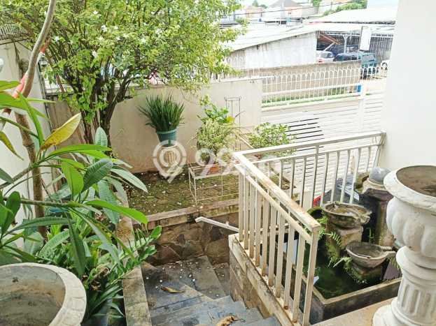 Rumah Elit LB 300m2 Siap Pakai Desain Elegan di Pondok Kelapa, Jakarta Timur Rumah Elit LB 300m2 Siap Pakai Desain Elegan di Pondok Kelapa, Jakarta Timur