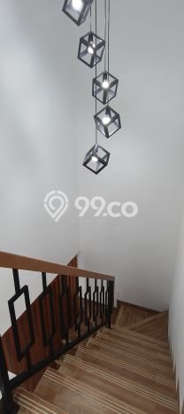 Jual Rumah Eksklusif 3 KT di Pondok Kelapa, Jakarta Timur Jual Rumah Eksklusif 3 KT di Pondok Kelapa, Jakarta Timur