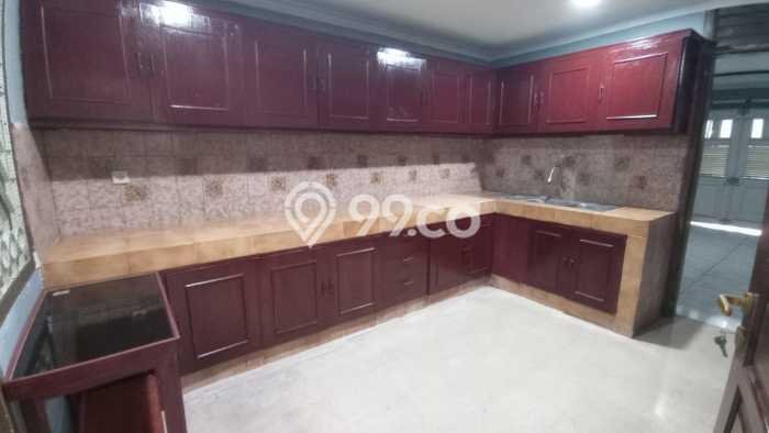 Rumah sewa siap huni 5 Kamar Tidur di Kayu Putih, Jakarta Timur Rumah sewa siap huni 5 Kamar Tidur di Kayu Putih, Jakarta Timur