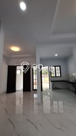 Hunian Mewah LB 136m2 Siap Huni Desain Elegan di Pondok Kelapa, Jakarta Timur Hunian Mewah LB 136m2 Siap Huni Desain Elegan di Pondok Kelapa, Jakarta Timur