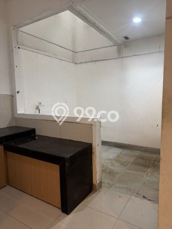 Disewakan! Rumah 4 Kamar Tidur &
4 Kamar Mandi di Pantai Indah Kapuk 2, Jakarta Utara Disewakan! Rumah 4 Kamar Tidur &
4 Kamar Mandi di Pantai Indah Kapuk 2, Jakarta Utara