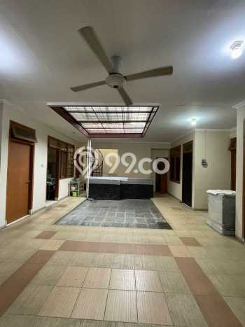 Dijual Rumah Premium dengan Fasilitas Sekitar Lengkap di Ngagel, Surabaya Dijual Rumah Premium dengan Fasilitas Sekitar Lengkap di Ngagel, Surabaya