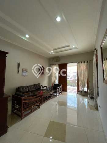 Dijual Rumah Premium dengan Fasilitas Sekitar Lengkap di Ngagel, Surabaya Dijual Rumah Premium dengan Fasilitas Sekitar Lengkap di Ngagel, Surabaya