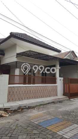Dijual Hunian Rumah Terawat 3 KT di Wonorejo, Surabaya Dijual Hunian Rumah Terawat 3 KT di Wonorejo, Surabaya