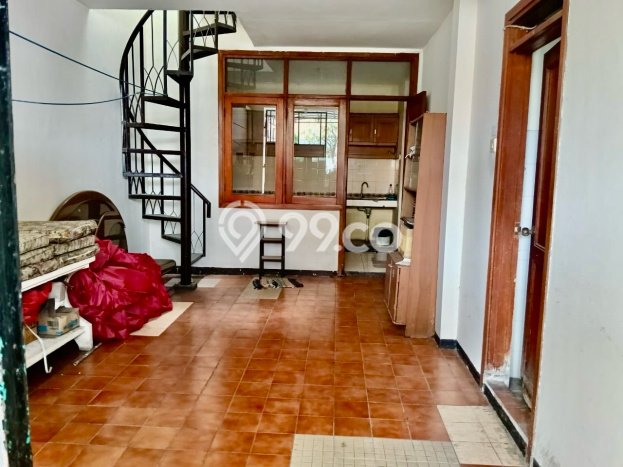 Rumah Mewah LB 300m2 Siap Huni Desain Elegan di Citraland, Surabaya Rumah Mewah LB 300m2 Siap Huni Desain Elegan di Citraland, Surabaya