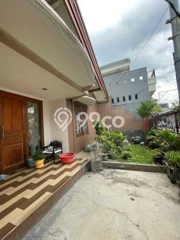 Dijual Rumah Premium dengan Fasilitas Sekitar Lengkap di Ngagel, Surabaya Dijual Rumah Premium dengan Fasilitas Sekitar Lengkap di Ngagel, Surabaya