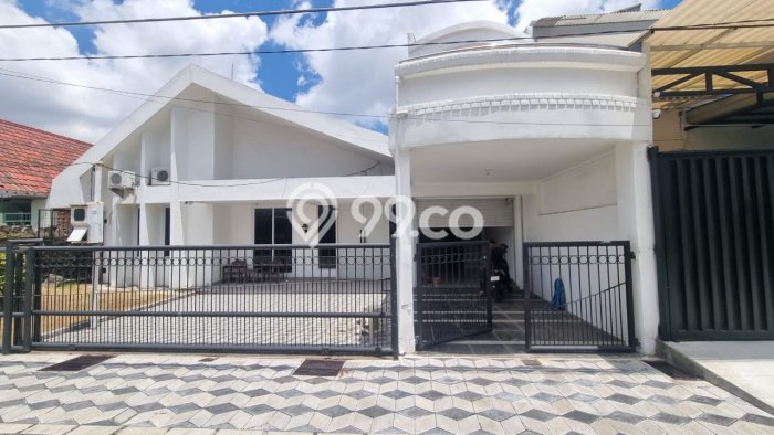 Rumah Disewakan Surabaya LT 330m2 LB 350m2 Area Raya Darmo Rumah Disewakan Surabaya LT 330m2 LB 350m2 Area Raya Darmo