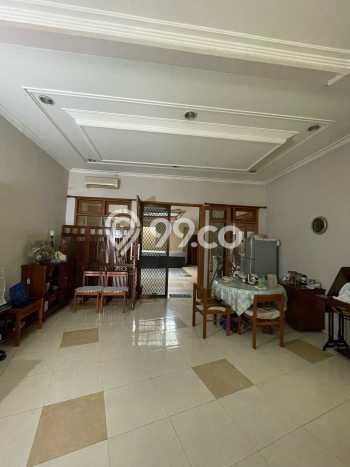 Dijual Rumah Premium dengan Fasilitas Sekitar Lengkap di Ngagel, Surabaya Dijual Rumah Premium dengan Fasilitas Sekitar Lengkap di Ngagel, Surabaya