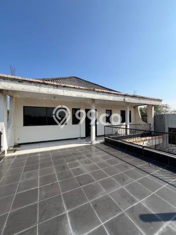 Ready to Use! Luxury House LT 290m2 Desain Modern di Gresik Kota Ready to Use! Luxury House LT 290m2 Desain Modern di Gresik Kota