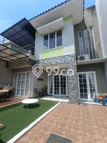 For Sale! Luxury House LT 142m2 Desain Elegan di Ketintang For Sale! Luxury House LT 142m2 Desain Elegan di Ketintang
